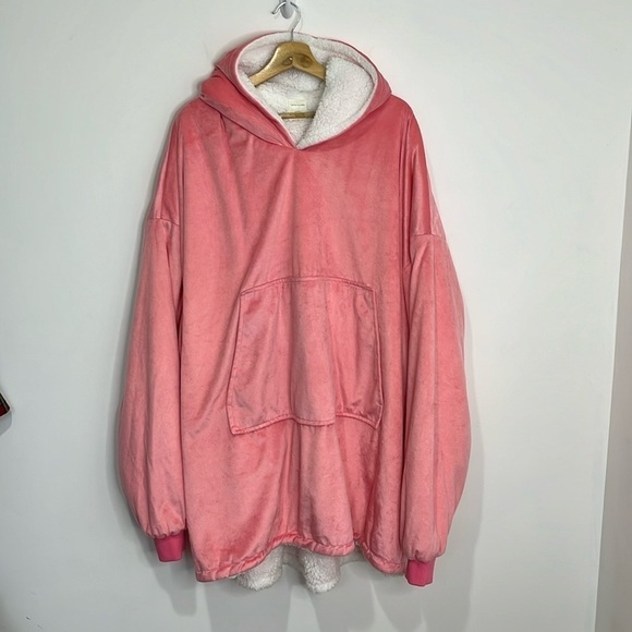 Oversized Blanket Sweatshirt Hoodie Pink Velvet and White Faux Sherpa OSFM - Picture 2 of 16